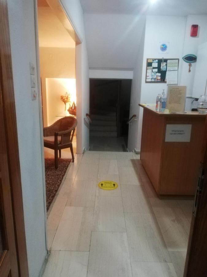 Penelope -Πηνελόπη Lägenhet Loutra Aidhipsou Exteriör bild