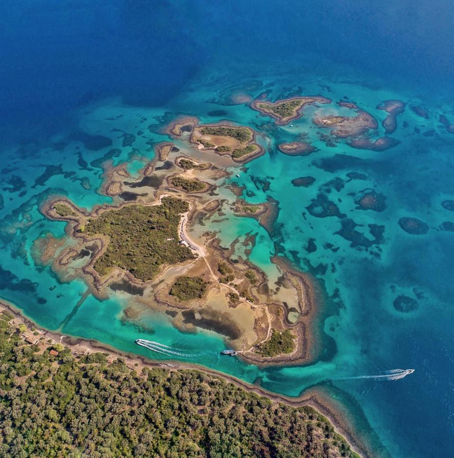 Penelope -Πηνελόπη Lägenhet Loutra Aidhipsou Exteriör bild